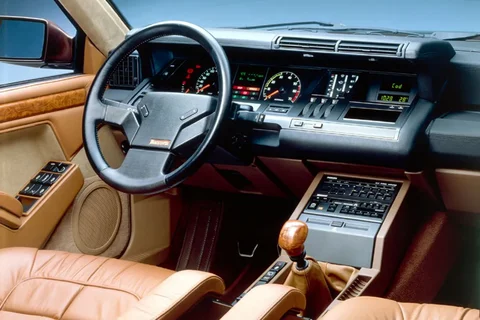 Renault 25 V6 Injection 1988 view 3