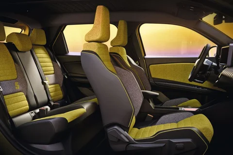 Renault 5 E-TECH urban range iconic cinq 2024 view 5