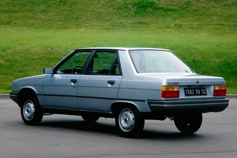 Renault 9 C 1981 view 3