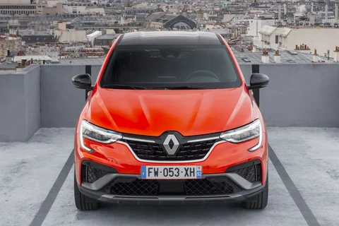 Renault Arkana E-Tech Hybrid 145 Zen 2021 view 3