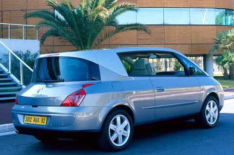 Renault Avantime 2.0 16V Turbo Privilège 2002 view 3