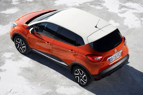 Renault Captur dCi 90 Energy Expression 2013 view 3