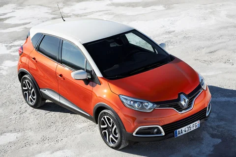 Renault Captur dCi 90 Energy Expression 2013 view 4