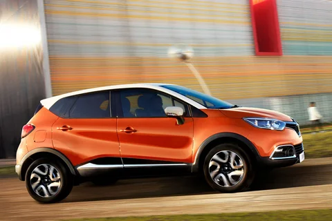 Renault Captur dCi 90 Energy Expression 2013 view 7