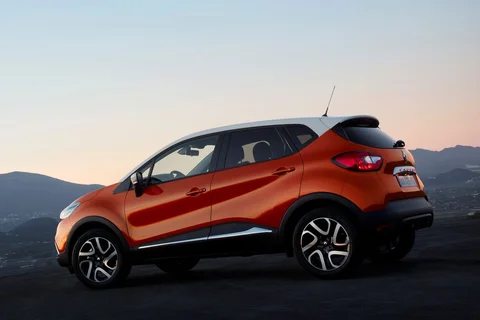 Renault Captur dCi 90 Energy Expression 2013 view 8
