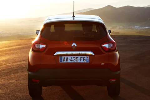 Renault Captur dCi 90 Energy Expression 2013 view 9