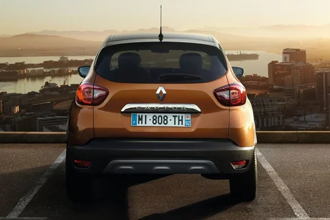 Renault Captur dCi 90 Energy Intens 2017 view 6