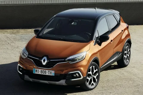 Renault Captur dCi 90 Energy Intens 2017 view 10