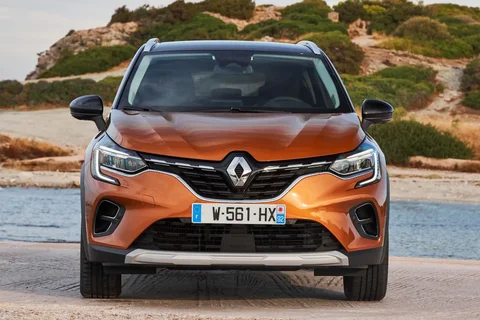 Renault Captur TCe 130 Intens 2019 view 2