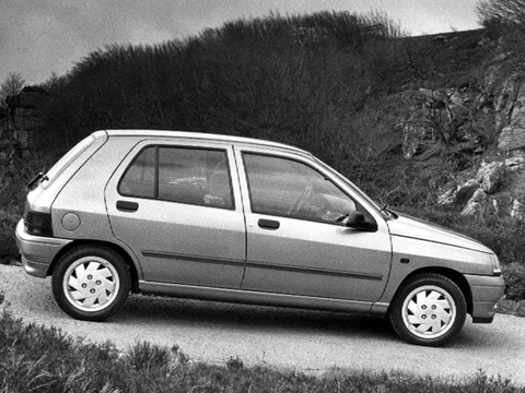 Renault Clio Baccara 1.4 1991 view 2