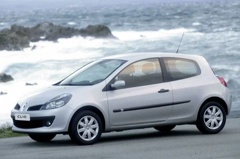 Renault Clio 1.5 dCi 85 Expression 2005 view 7