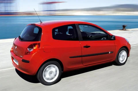 Renault Clio 1.5 dCi 85 Expression 2005 view 9