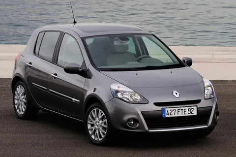 Renault Clio 1.5 dCi 85 Expression 2009 view 3