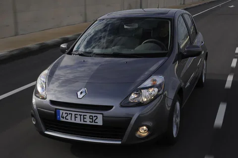 Renault Clio 1.5 dCi 85 Expression 2009 view 5