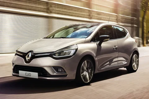 Renault Clio TCe 120 Bose 2017 view 10