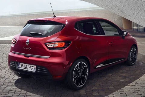 Renault Clio TCe 120 Bose 2017 view 11