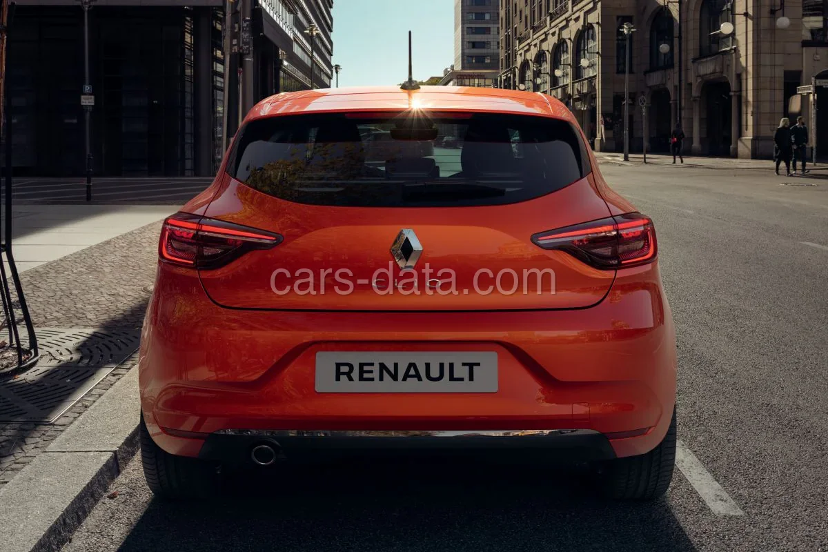 Renault Clio TCe 90 Zen 2020 front view