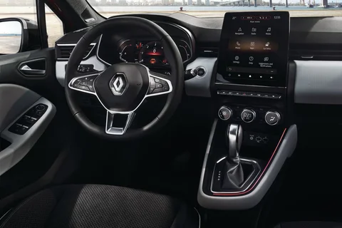 Renault Clio TCe 90 Zen 2020 view 3