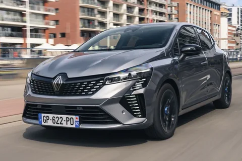 Renault Clio TCe 90 Esprit Alpine 2023 view 5