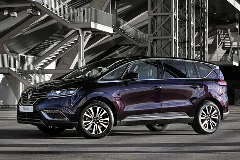 Renault Espace Energy dCi 160 Initiale Paris 2015 view 9