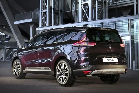 Renault Espace Energy dCi 160 Initiale Paris 2015 view 11