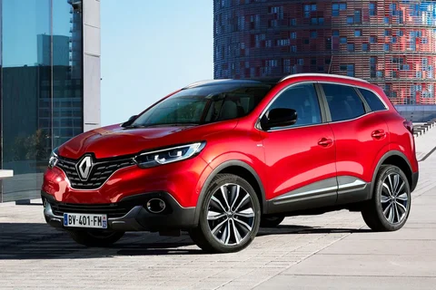 Renault Kadjar Energy TCe 165 Bose 2017 view 2
