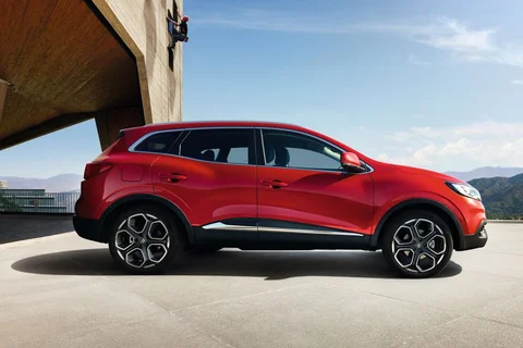 Renault Kadjar Energy TCe 165 Bose 2017 view 10