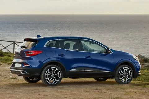 Renault Kadjar Energy TCe 160 Techno 2022 view 2