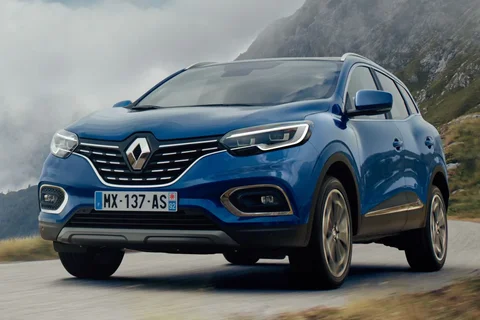 Renault Kadjar Energy TCe 160 Techno 2022 view 3