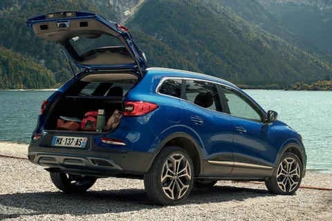 Renault Kadjar Energy TCe 160 Techno 2022 view 10