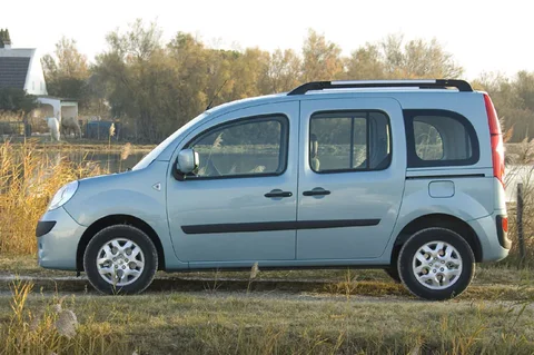 Renault Kangoo Family 1.5 dCi 75 Expression 2013 view 4