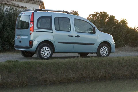 Renault Kangoo Family 1.5 dCi 75 Expression 2013 view 10