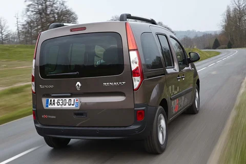 Renault Kangoo Maxi Z.E. 2013 view 4