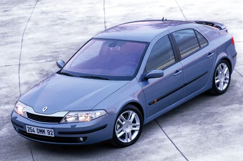 Renault Laguna 2.2 dCi Initiale 2003 view 5