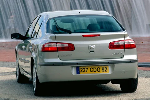 Renault Laguna 2.2 dCi Initiale 2003 view 7
