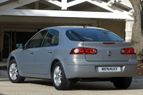 Renault Laguna 2.0 dCi 150 Privilège 2005 view 12