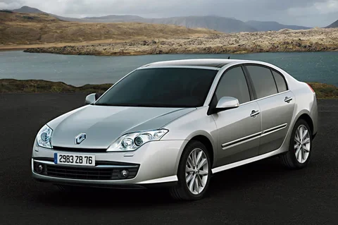 Renault Laguna 1.6 16V 110 Expression 2007 view 2