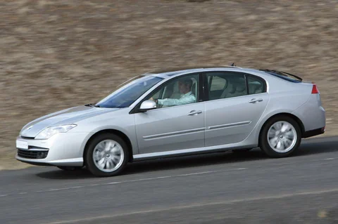 Renault Laguna 1.6 16V 110 Expression 2007 view 8