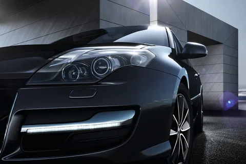 Renault Laguna dCi 110 Expression 2013 view 3