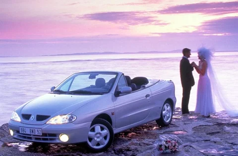 Renault Mégane Cabriolet 2.0 16V Dynamique 2001 view 3