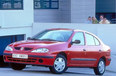 Renault Mégane Sedan 1.9 D Expression 2000 view 7