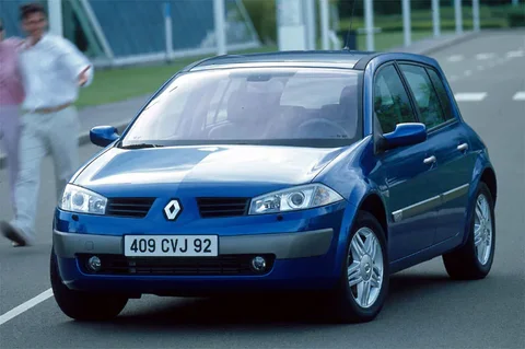 Renault Mégane 1.4 16V Expression Base 2002 view 3