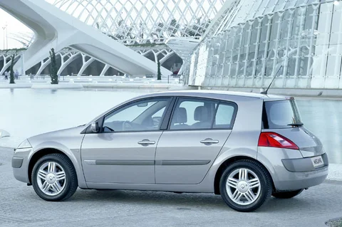 Renault Mégane 1.4 16V Expression Base 2002 view 6