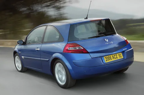 Renault Mégane 1.4 16V Expression 2006 view 4