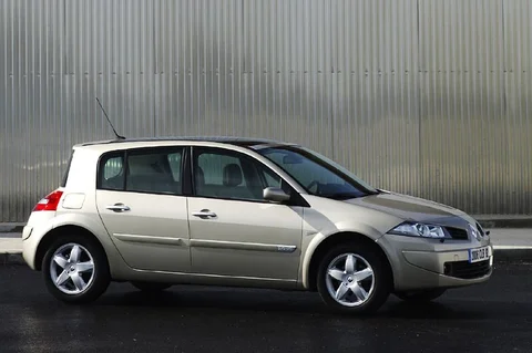 Renault Mégane 1.4 16V Expression 2006 view 10