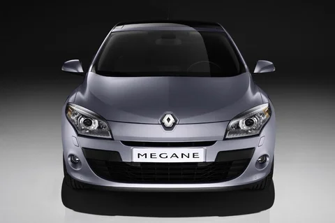 Renault Mégane dCi 110 Expression 2010 view 3