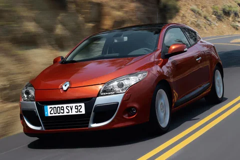 Renault Mégane Coupé dCi 90 Expression 2009 view 8