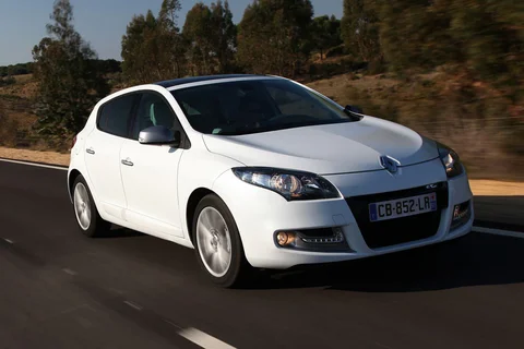 Renault Mégane TCe 180 GT 2012 view 7
