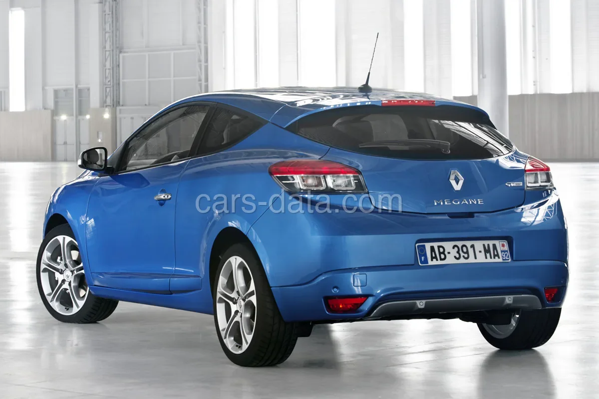 Renault Mégane Coupé dCi 110 Bose 2013 front view