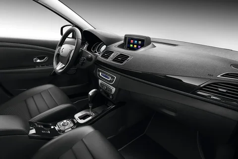 Renault Mégane TCe 130 Bose 2013 view 8